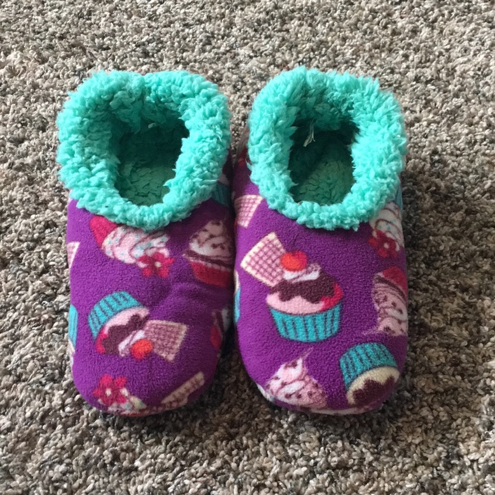 soft slippers 🧁 🧁 🧁